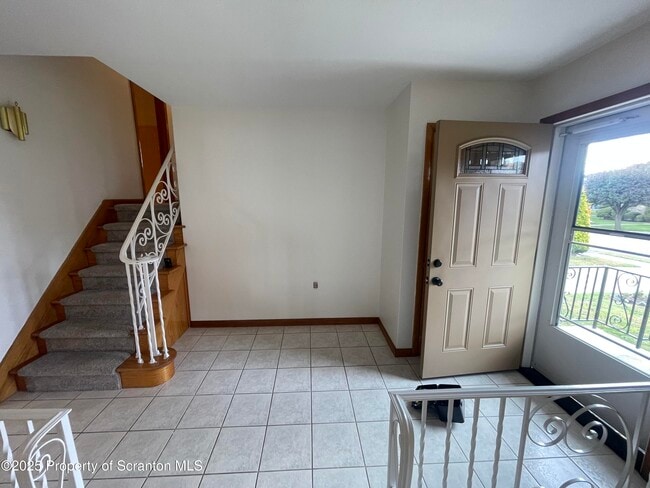 Foto del edificio - 708 Woodmere Ave