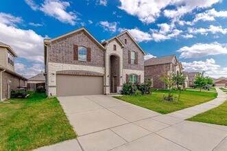 Building Photo - 4713 Lake Cove Way