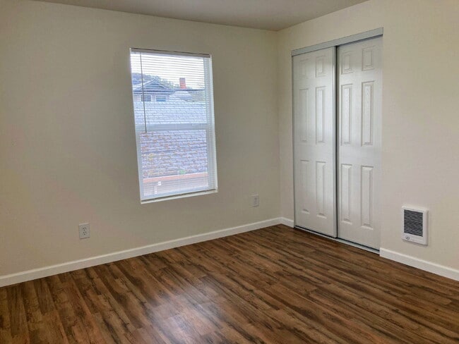 Foto del edificio - 538 SE Floed Ave