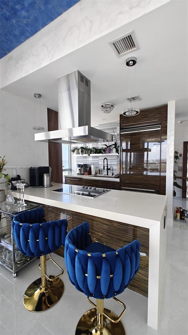 Building Photo - 1100 Biscayne Blvd