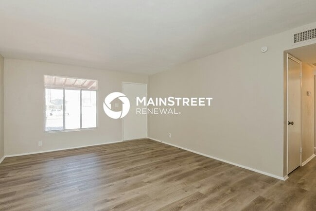 Foto del edificio - 6 Bedroom Pet-Friendly Home in Tucson, AZ ...