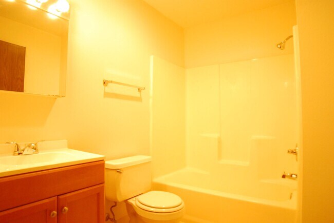 Foto del edificio - 202 66th Ave SW