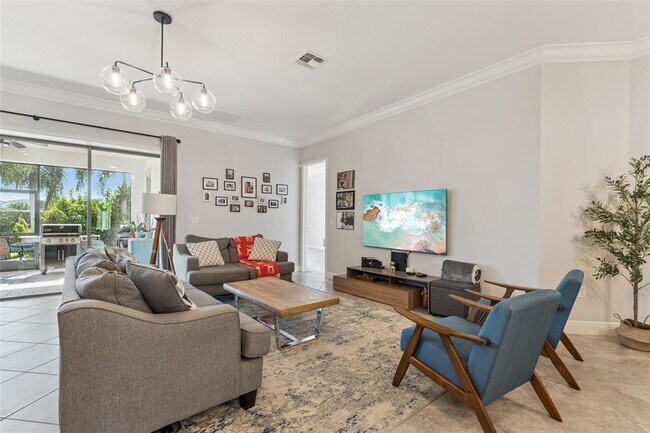 Foto del edificio - 10151 Henbury St