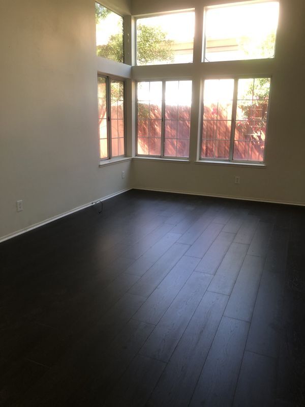 Foto del edificio - 7441 Hollaway Rd