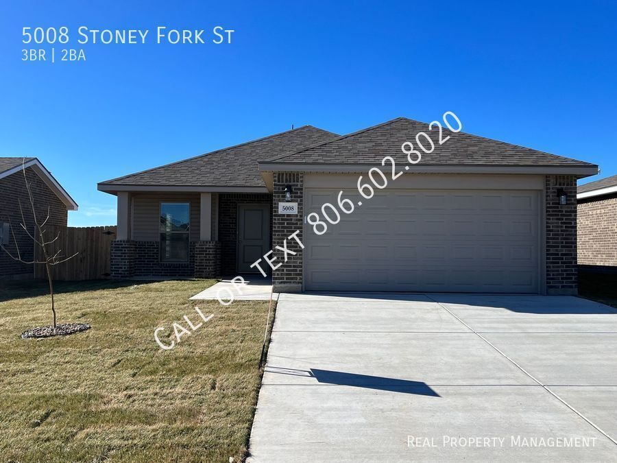 Foto principal - Newer construction 3 bed 2 bath home with ...