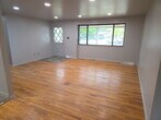 Foto principal - 437 S Vaughn Way