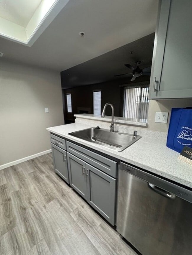 Interior Photo - River Run Apartments