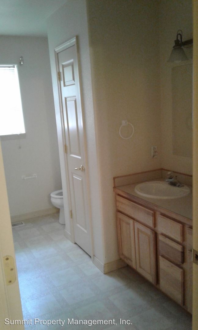 Foto del edificio - 2625 Highwood Dr