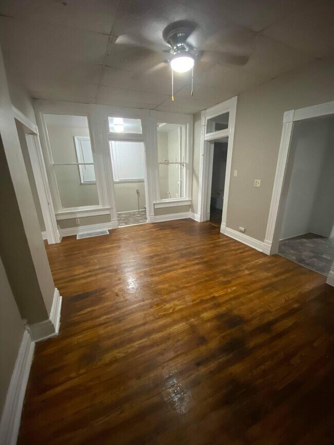 Building Photo - Savannah Duplexes