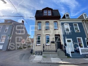 Building Photo - 28 E Maple St