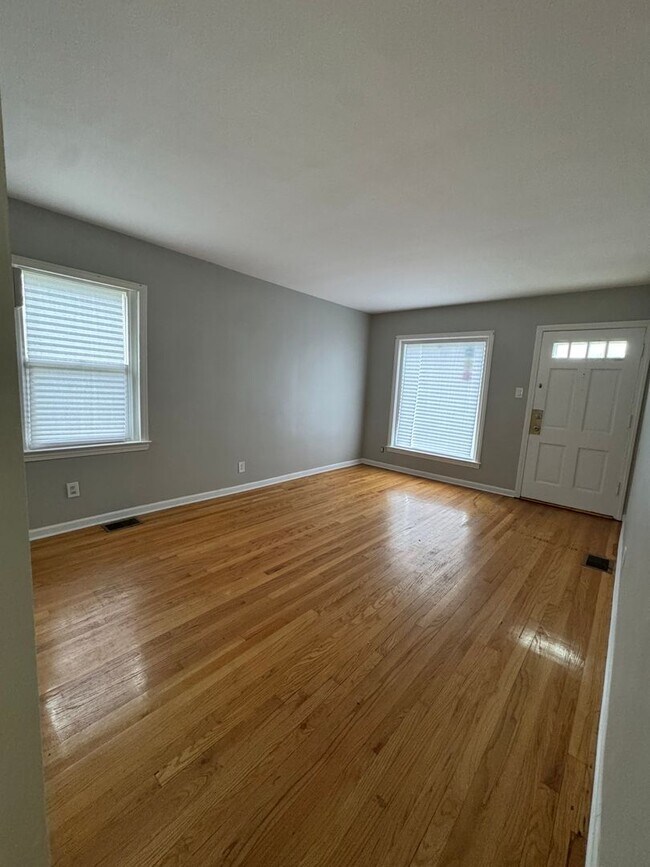 Foto del edificio - 3 Bedroom 2 Bathroom House in Calumet City !!!! A MUST SEE!