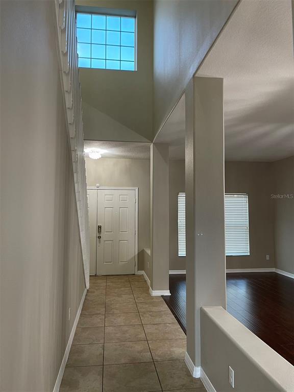 Building Photo - 12016 Deer Path Way