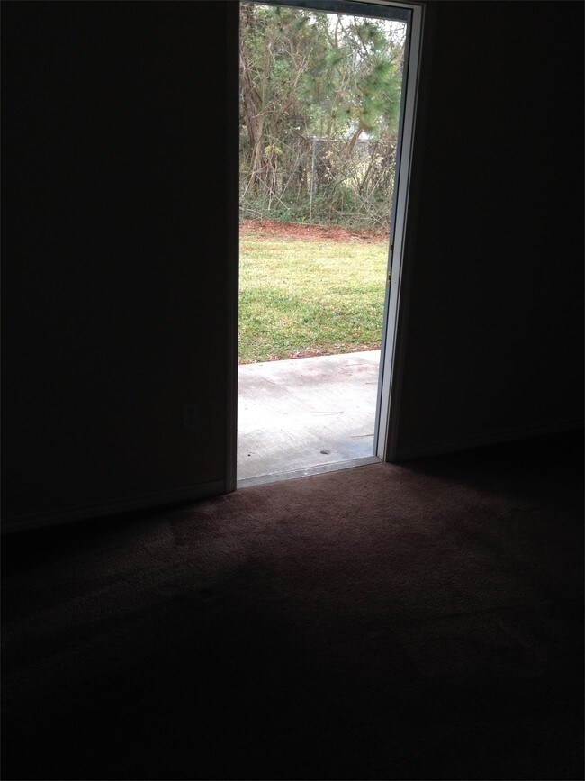 Building Photo - 2320 Granger Dr