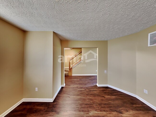 Building Photo - 7943 Chapel Stone Road