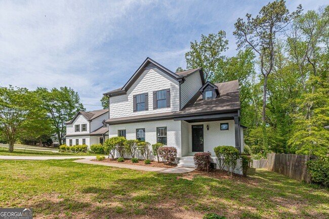 Foto del edificio - 1410 Eastland Rd SE