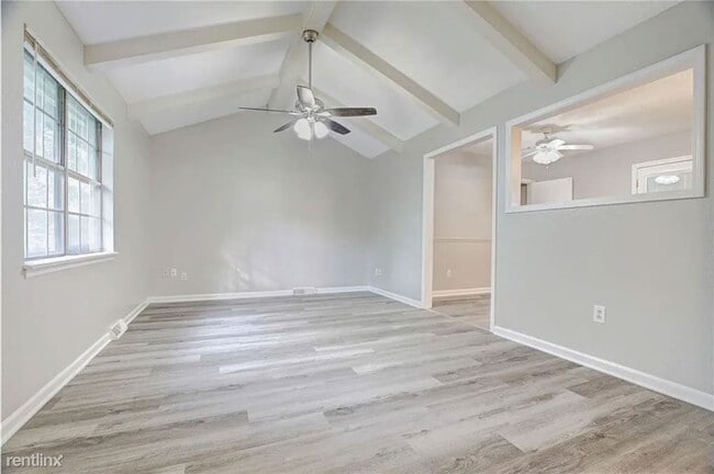 Building Photo - 3 br, 2 bath House - 408 Northeast Lakevie...