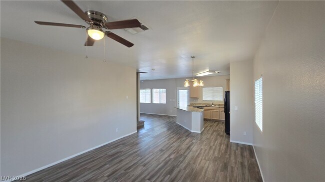Foto del edificio - 2920 Bridleton Ave