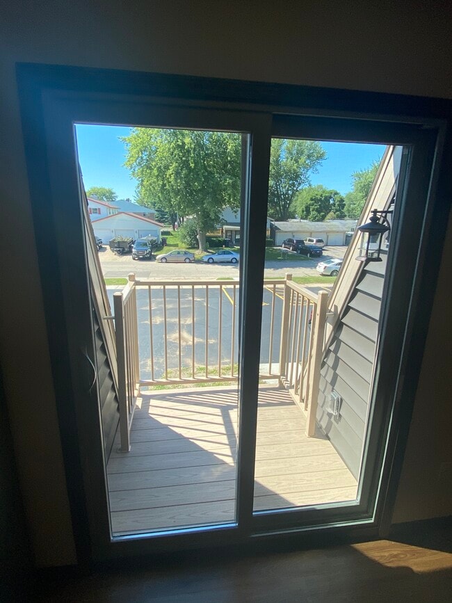Balcony - 1517 Primrose Ln