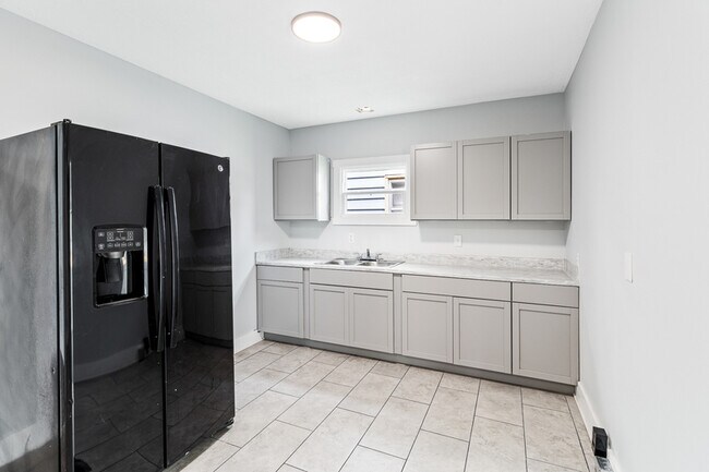 Foto del edificio - 103 S 43rd St