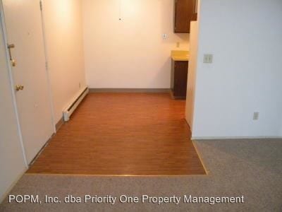Building Photo - 10304 NE Wygant St