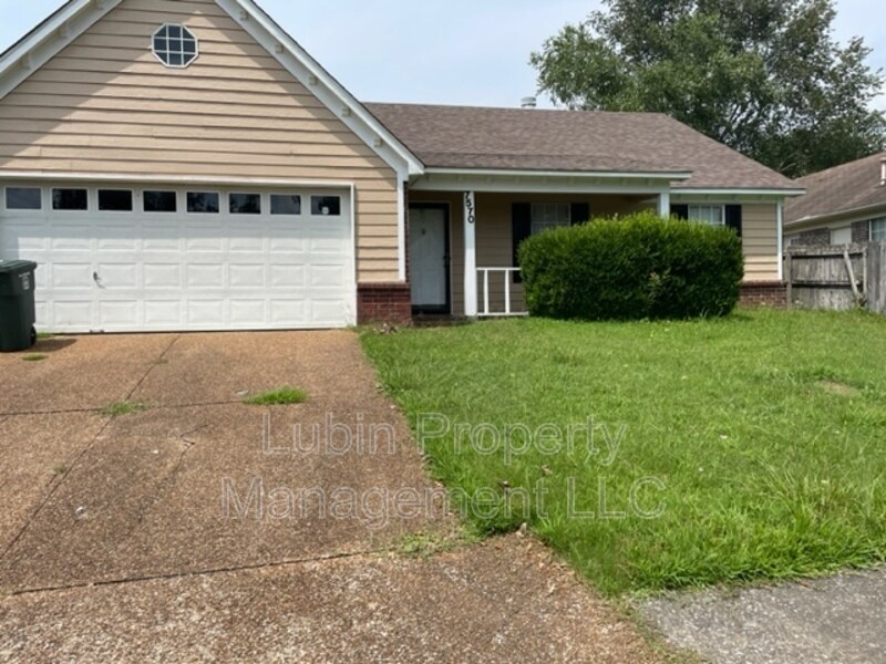 Primary Photo - 7570 Spinola Ln