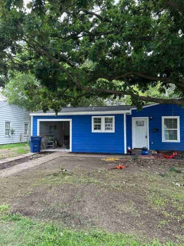 Primary Photo - 1422 3rd Ave N