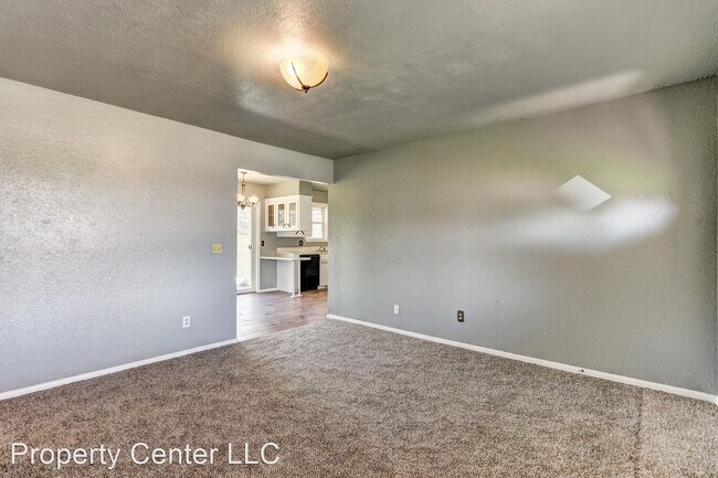 Building Photo - 3 br, 1 bath House - 6709 Gleason Circle,