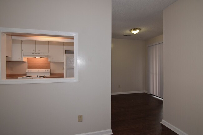 Foto del edificio - 174 Dorchester Manor Blvd