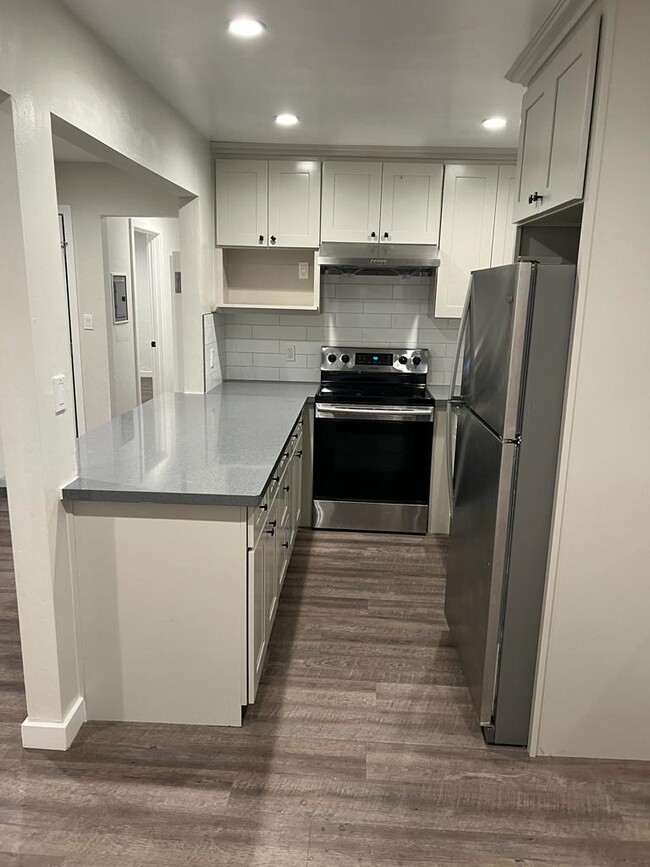 Kitchen - 36954 Olive St