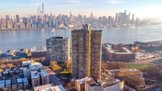 Foto del edificio - 6040 JFK Blvd E