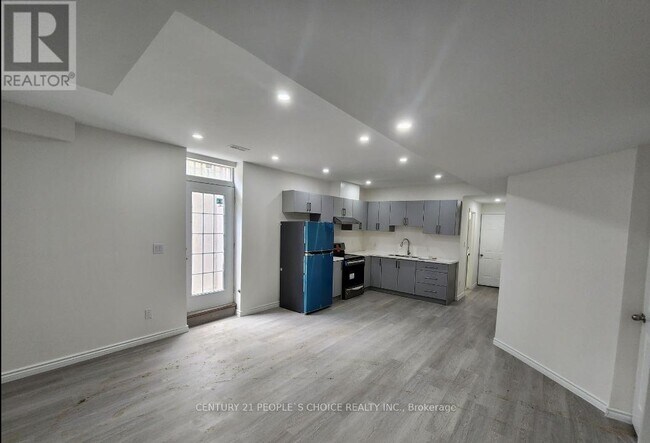 Photo du bâtiment - 456 Twin Leaf St