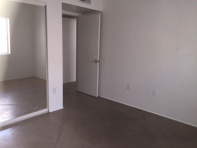 Foto del edificio - 272 E Calle Arizona