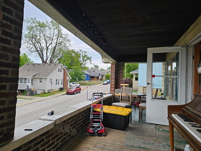 Foto del edificio - 318 E Smith Ave