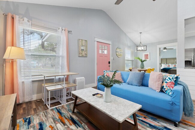 Foto del edificio - 511 N Racine St