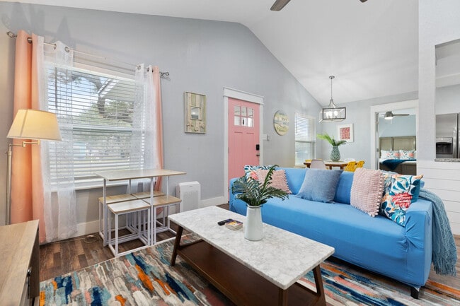 Foto del edificio - 511 N Racine St