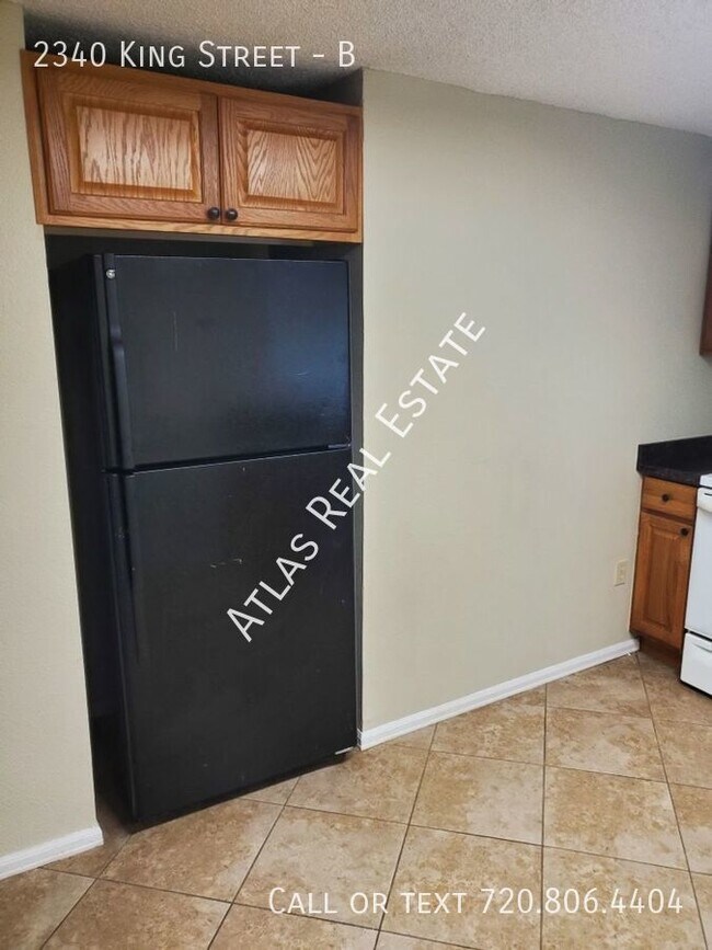 Foto del edificio - **Coming Soon*** SPACIOUS TWO BEDROOM APAR...