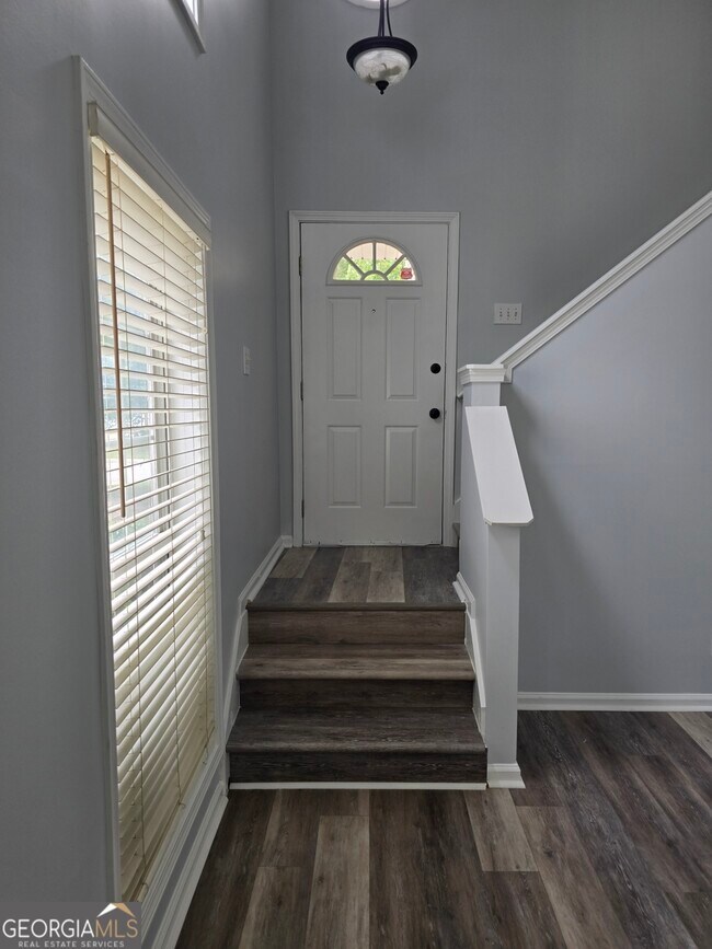 Building Photo - 13352 Harpley Ct