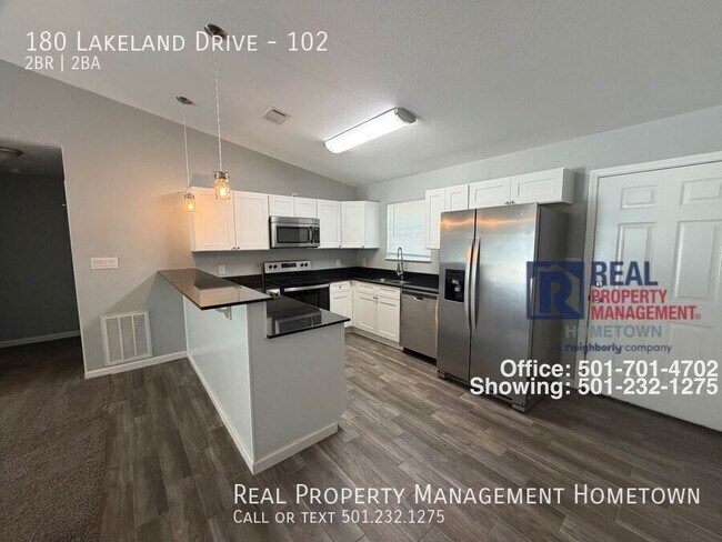 Building Photo - 180 Lakeland Dr