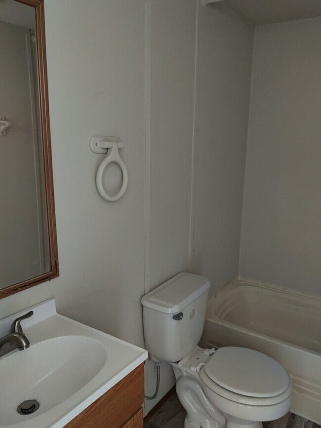Foto del edificio - 8347 Parkview Ln. #48