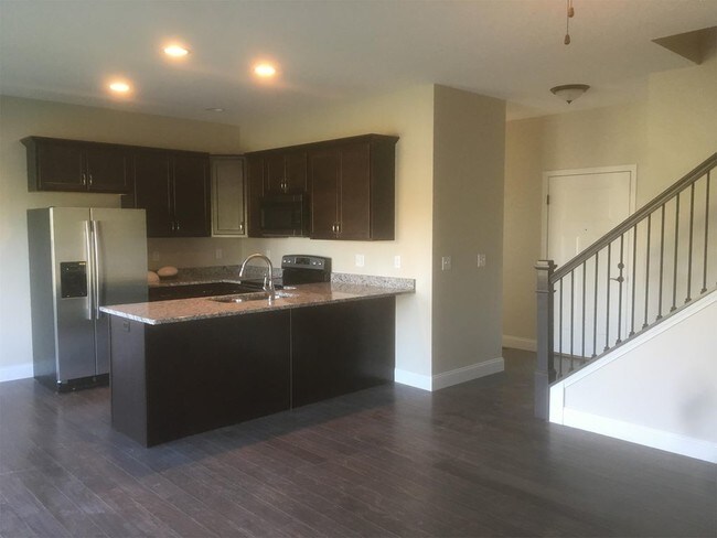 Building Photo - 802 Sedgegrass Dr