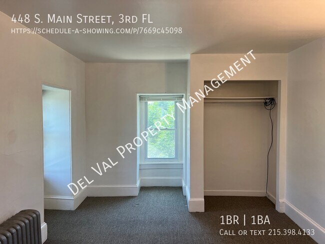 Building Photo - Large Updated 1-Bedroom 3rd FL Apartment F...