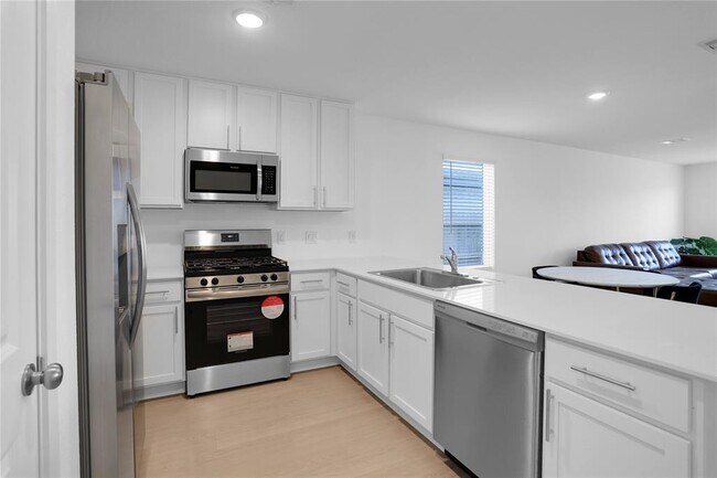 Foto del edificio - 26730 Red Sunset Maple Ln