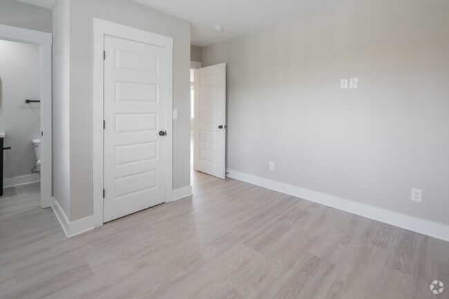 1BR, 1.5BA - 750SF - Bedroom - The Monarch Downtown