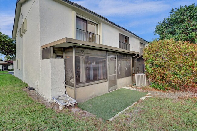 Foto del edificio - 8904 SW 22nd St