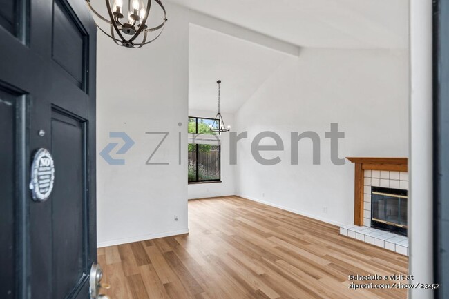 Foto del edificio - 7301 Joshua Cir