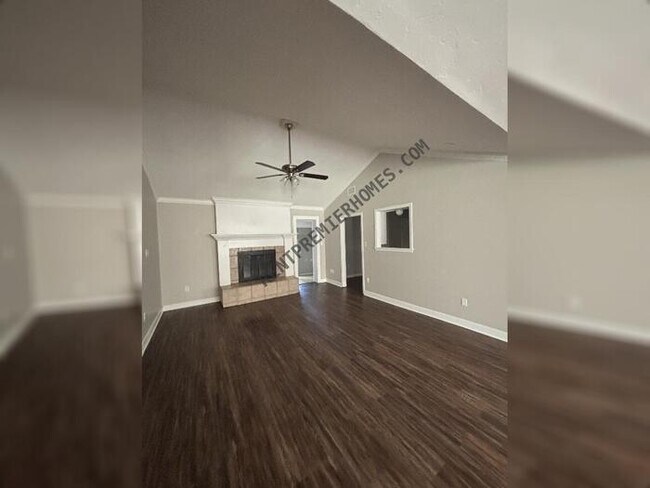 Foto del edificio - 803 Oak St