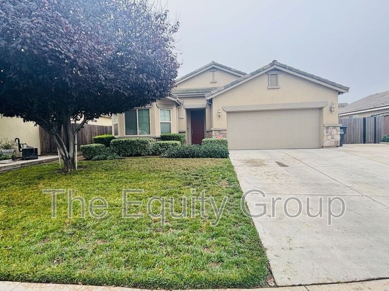 Primary Photo - 3633 W Harold Ave