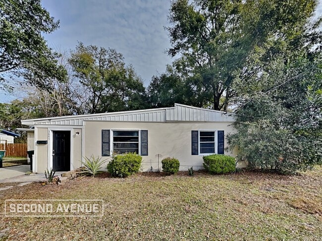 Building Photo - 3645 Peach Dr