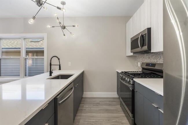 Building Photo - 6110 Fillmore Pl