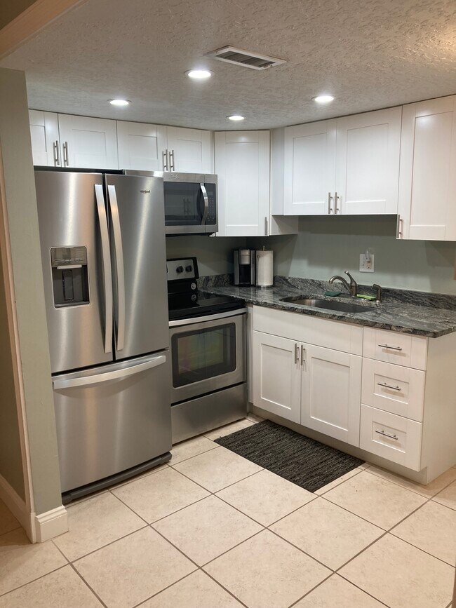 Foto del edificio - 4800 Ocean Beach Blvd
